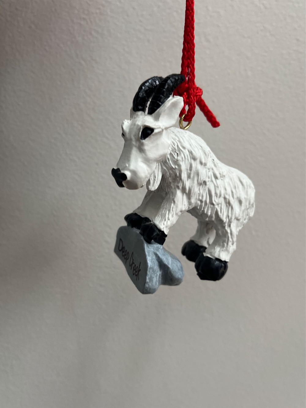 Deep Creek Billy Rock  ornament collectible - Main Image 3