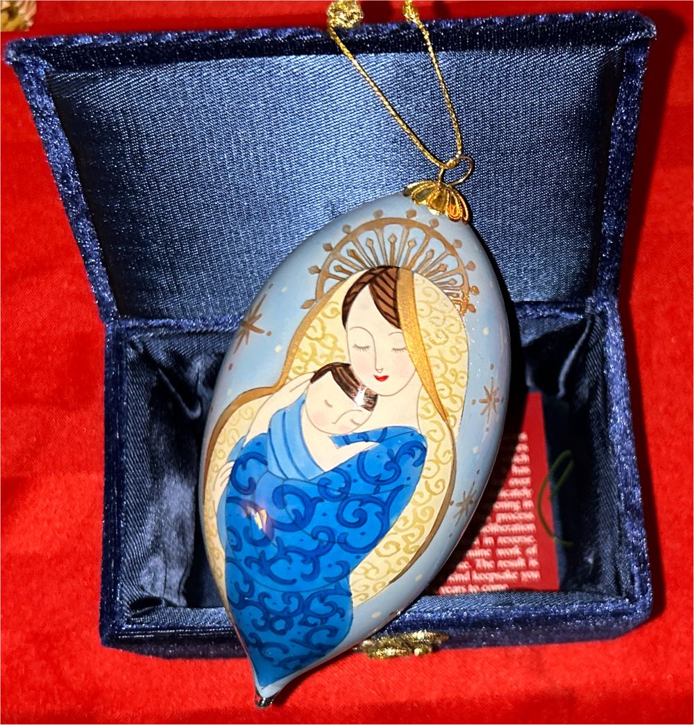 Li Bien Ornament Mary Jesus Madonna  ornament collectible - Main Image 1
