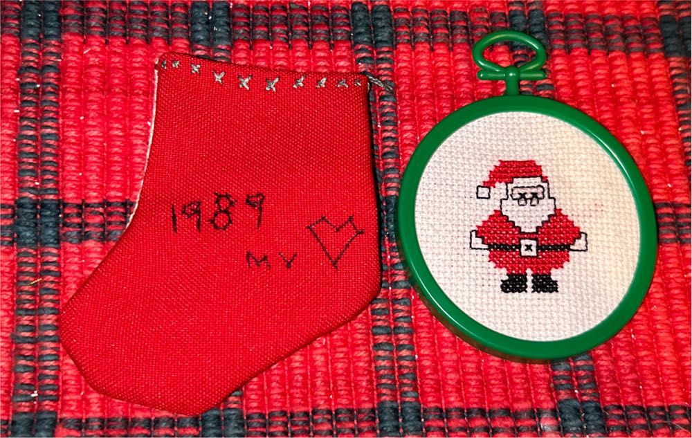 Maryann’s Love  ornament collectible - Main Image 3