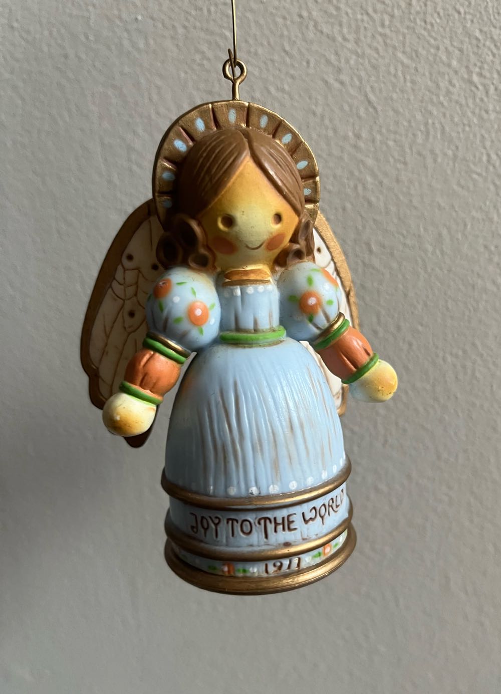 Elf Lying Down Black/Gold Girl