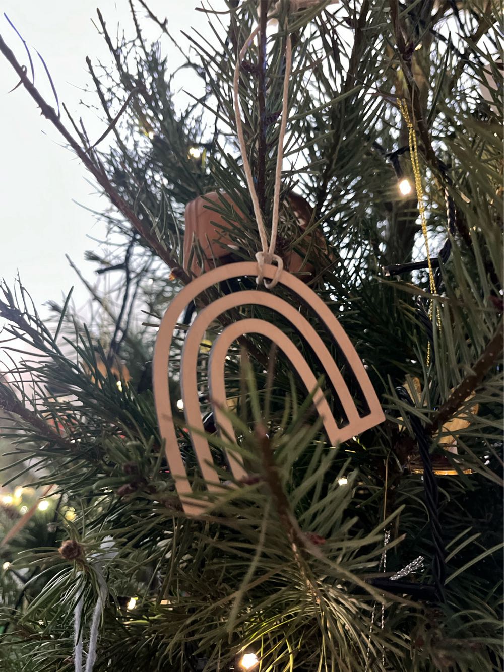 Candle Arch - Winter Children - Blue - Product Information