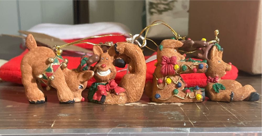 Pinnochio Jimney Cricket In Water Bubble