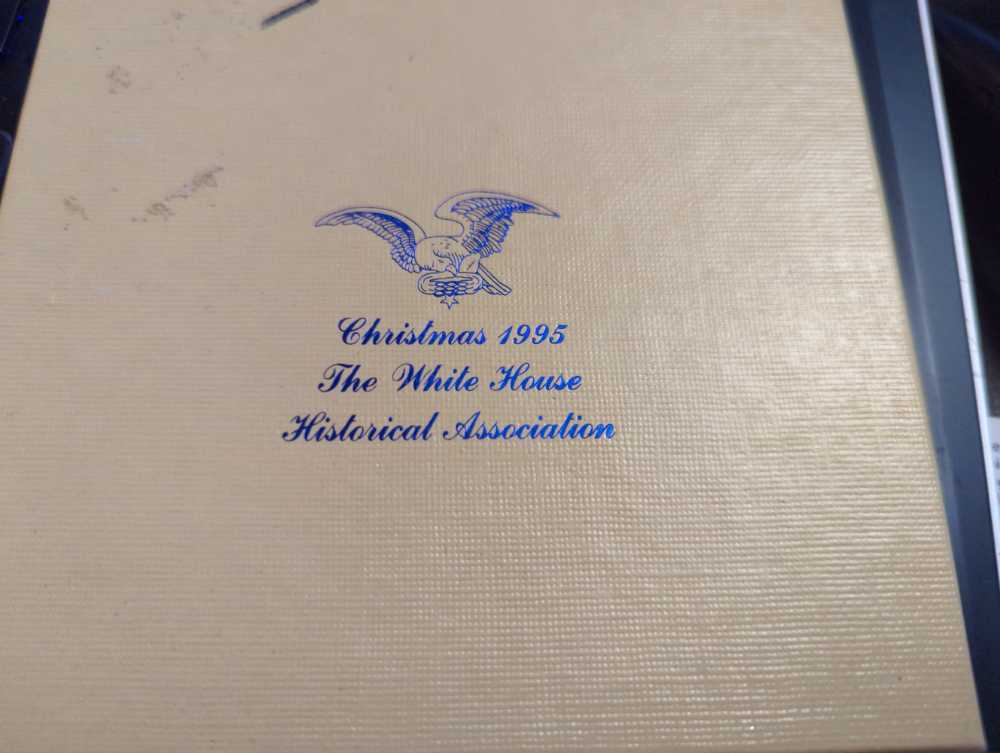 Christmas 1995 The White House Historical Association  ornament collectible - Main Image 3