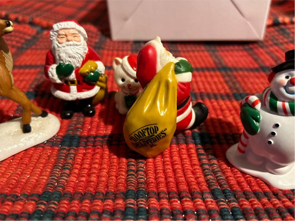 Misc. Plastic Figures  ornament collectible - Main Image 2