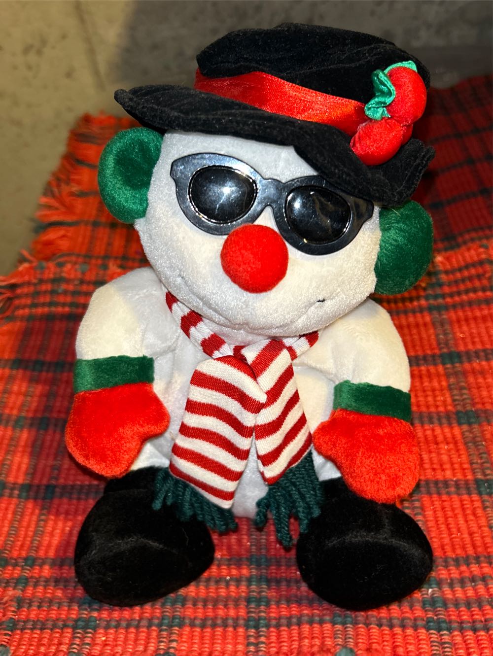 Little Mermaid Ursula On Purple Bauble 