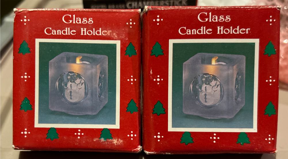 Leung - Nutcracker - Red & Gold