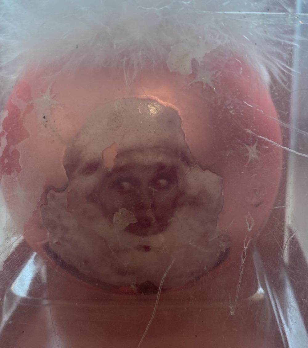 I Love Lucy Pink Ball With Fur The Christmas Show  (I Love Lucy) ornament collectible - Main Image 2