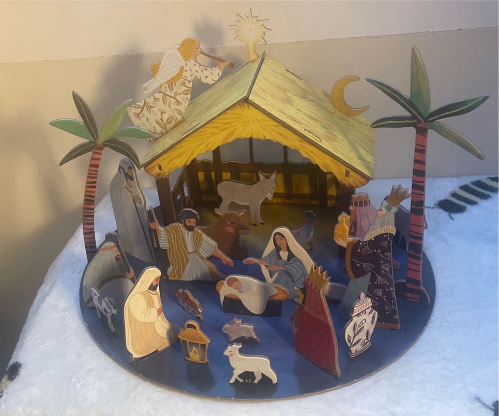 Lemax Christmas Log With Axe 74621