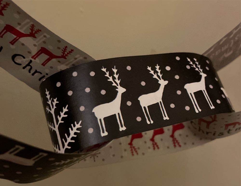 Paper Chains  ornament collectible - Main Image 2