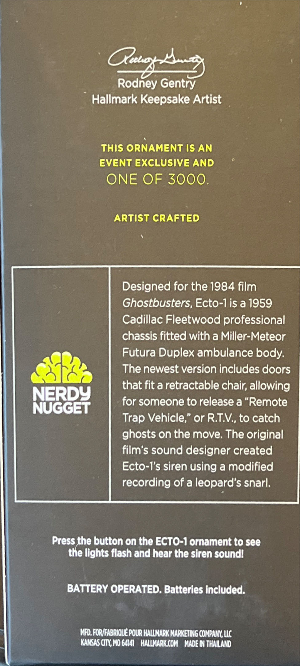 Ecto-1 And R.T.V.  (Ghostbusters: Afterlife) ornament collectible - Main Image 2