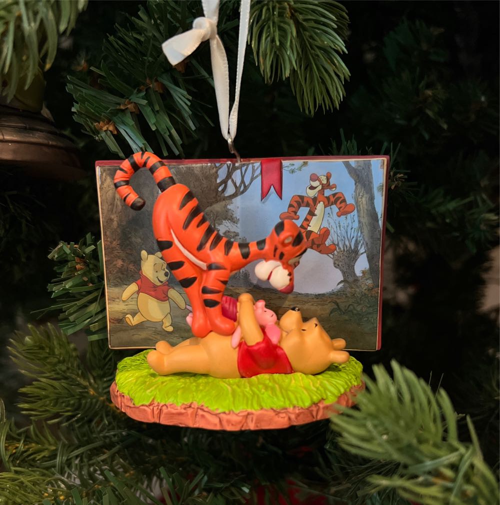 Hallmark House Of The Dragon Iron Throne Christmas Ornament