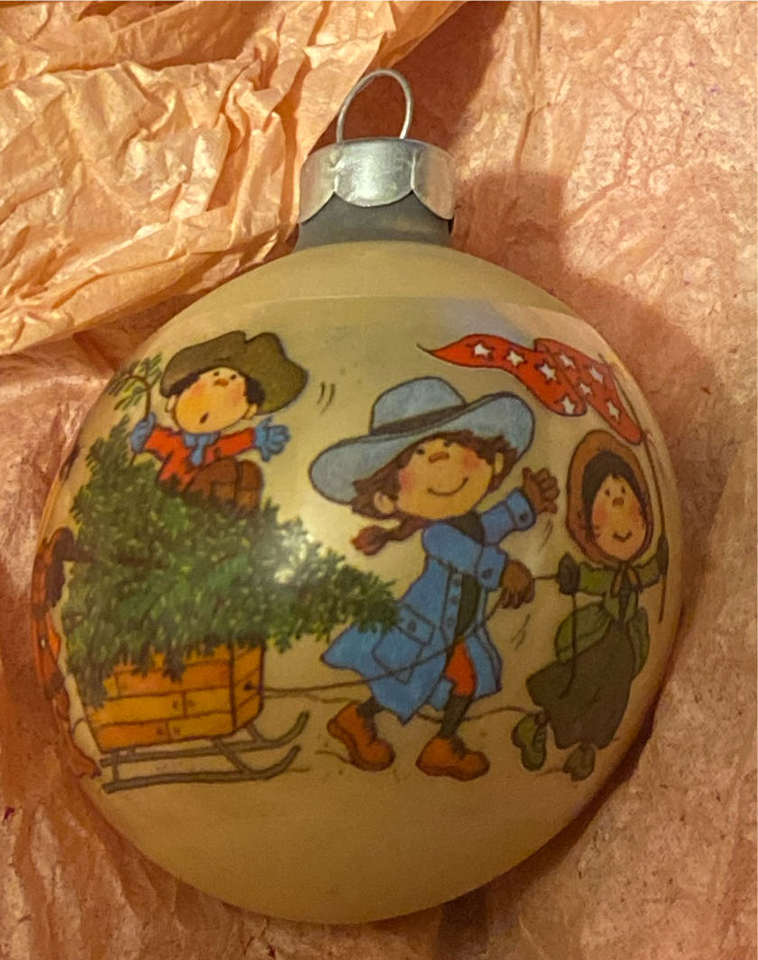 1976 Colonial Children - Charmers Bicentennial - Bicentenial (Glass Ball) ornament collectible - Main Image 2