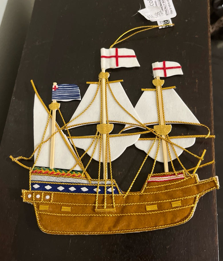 Elf Lying Down Black/Gold Boy