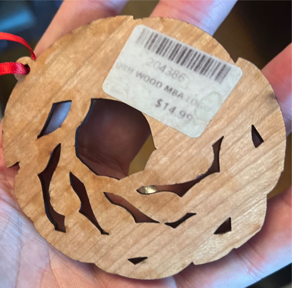 Monterey Bay Aquarium  ornament collectible [Barcode 204386] - Main Image 2