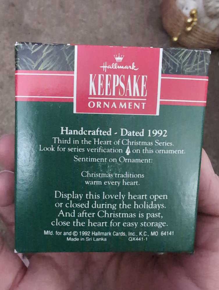 Heart Of Christmas #3  (Heart of Christmas) ornament collectible [Barcode 070000027499] - Main Image 2