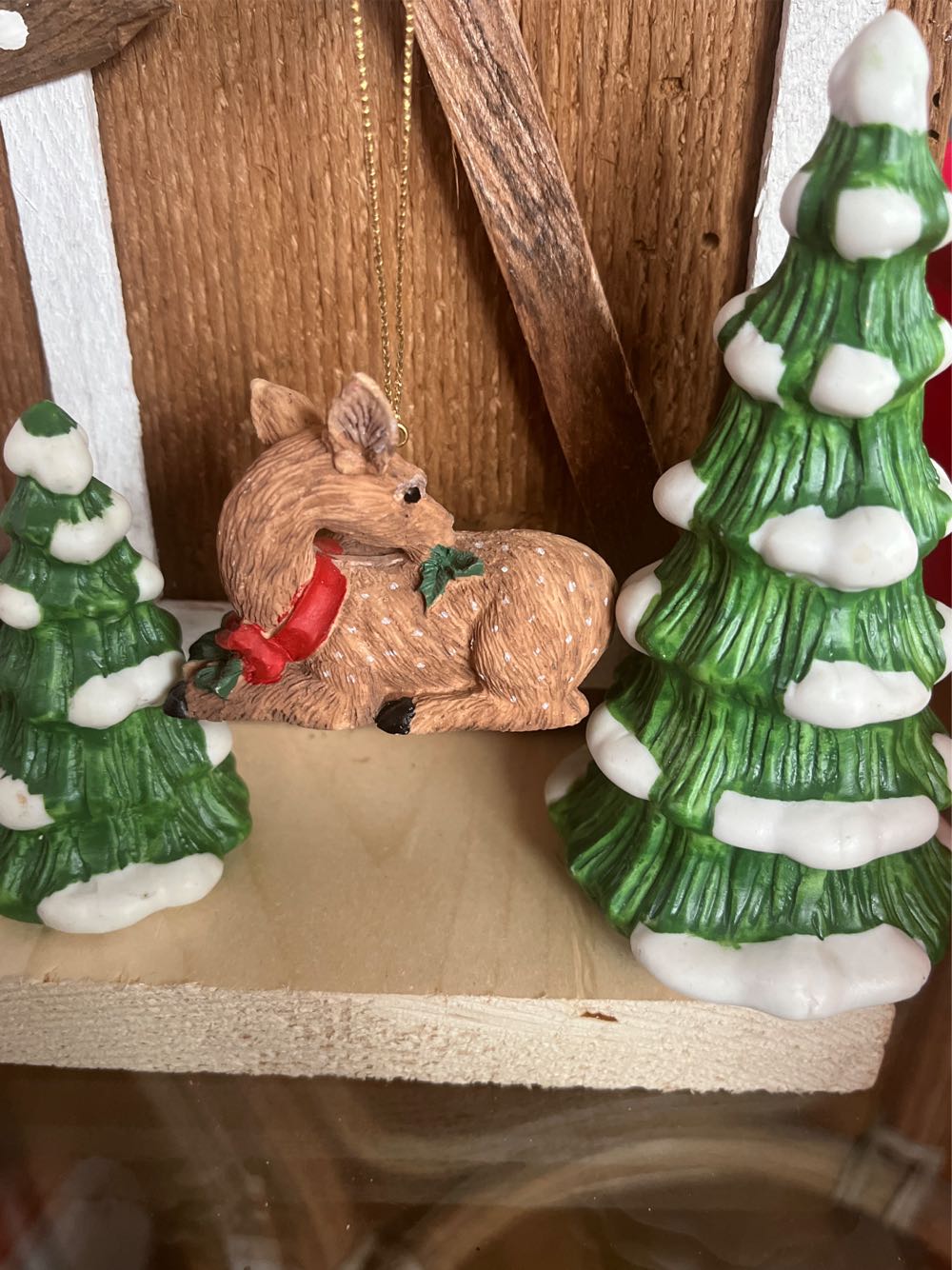 Christmas Deer  (Woodlands) ornament collectible - Main Image 2