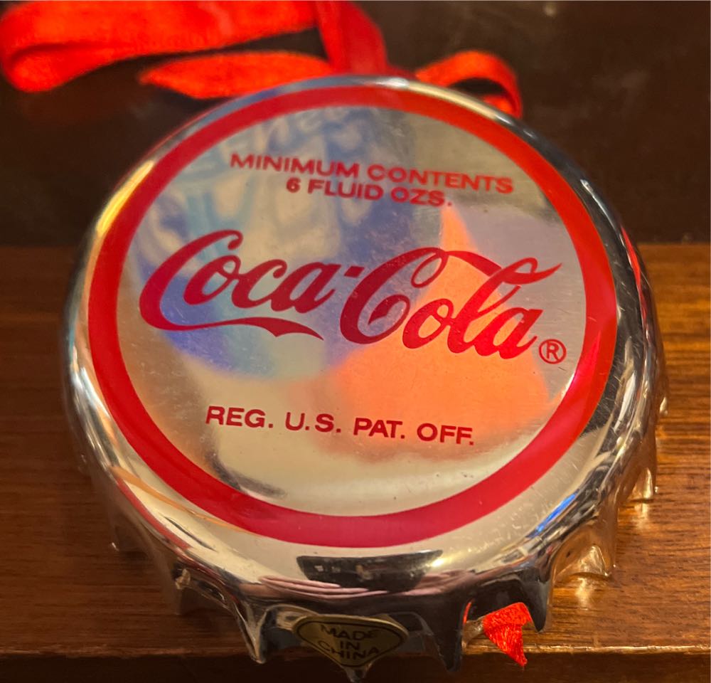 Coca Cola Bottle Cap With Santa - Coca Cola Christmas Ornament (Coca Cola Santa) ornament collectible - Main Image 2