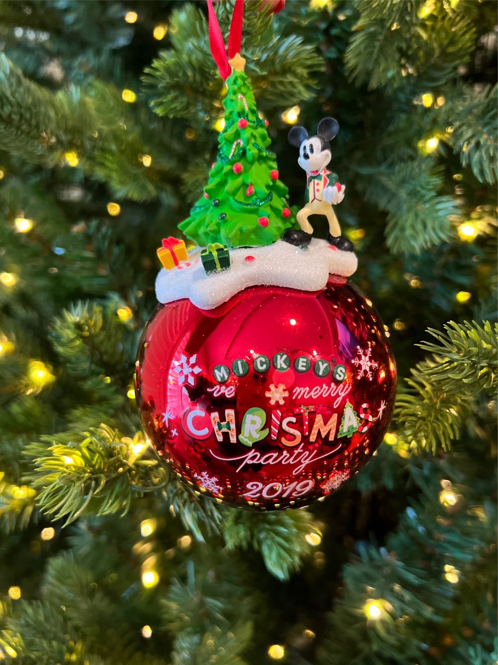 Mickeys Christmas Party 2019  ornament collectible - Main Image 1