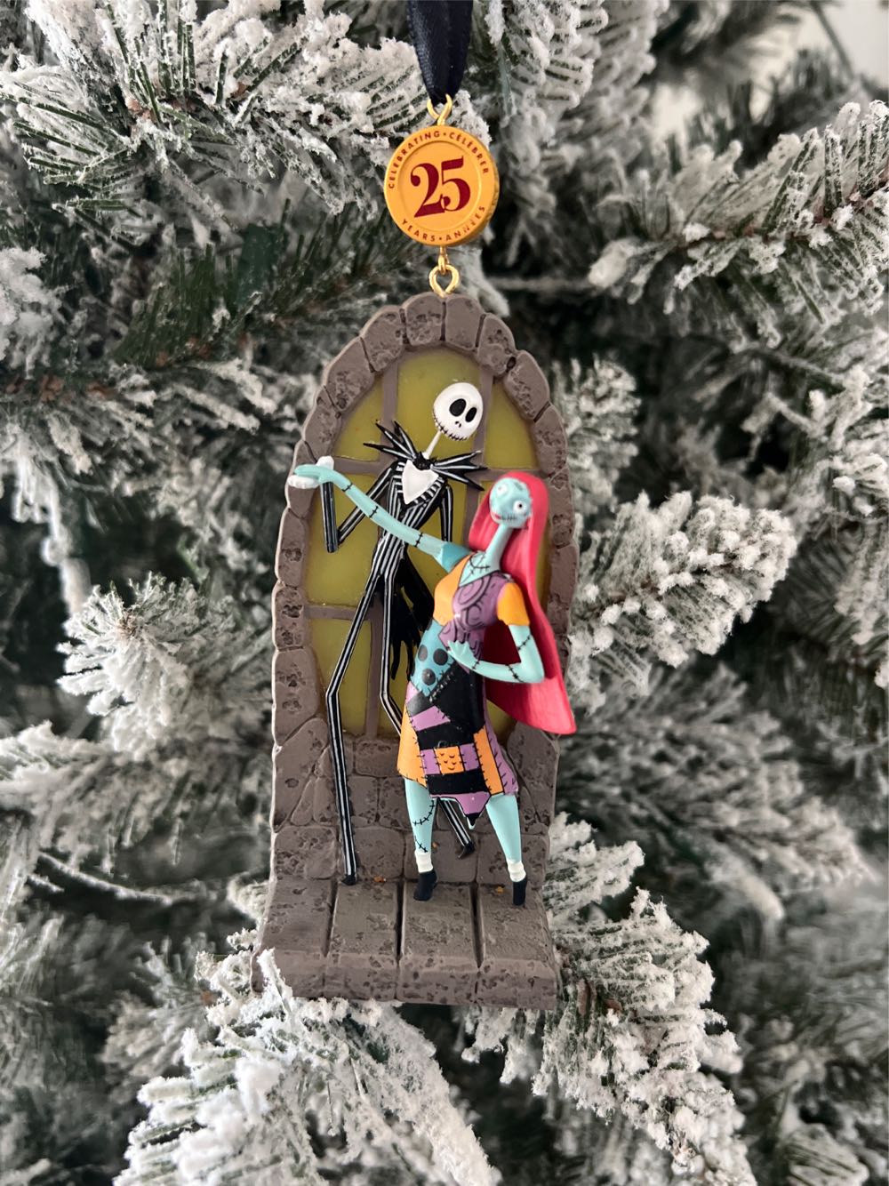 ANIMALS - Santa Elephant