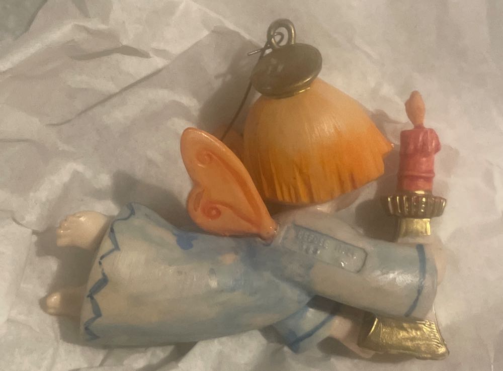 Fontanini - Angel - Holding Candle - #363 - Angel (Nativity) ornament collectible - Main Image 2