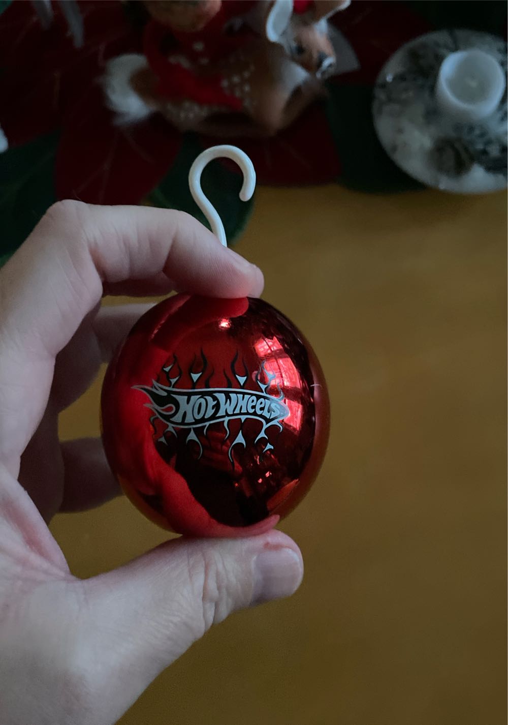 Hot Wheels: Bulb  ornament collectible - Main Image 2