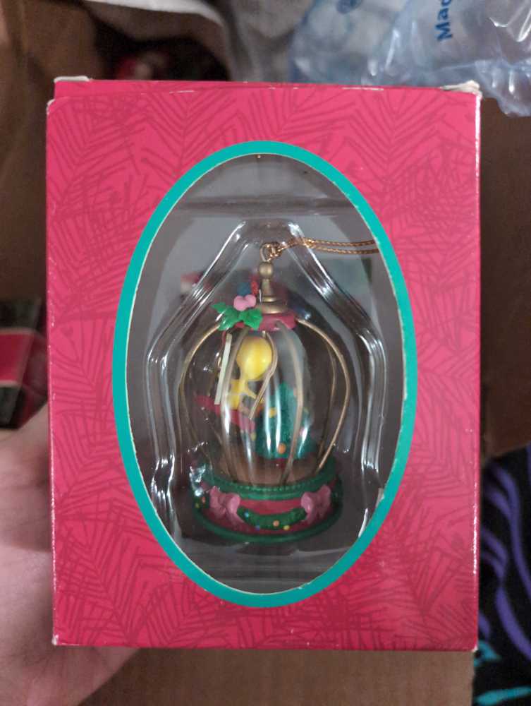 Looney Tunes Tweety In Birdcage  ornament collectible [Barcode 097013515539] - Main Image 2