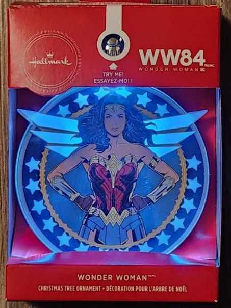 Wonder Woman - DC Comics (Wonder Woman) ornament collectible [Barcode 763795693603] - Main Image 2