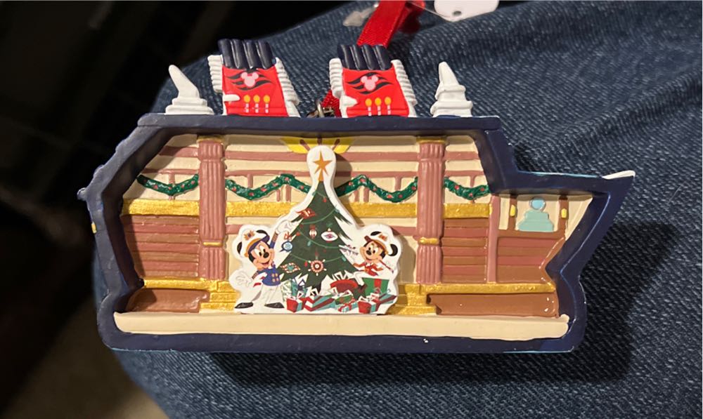 Disney Cruise Line  ornament collectible [Barcode 400924813340] - Main Image 2