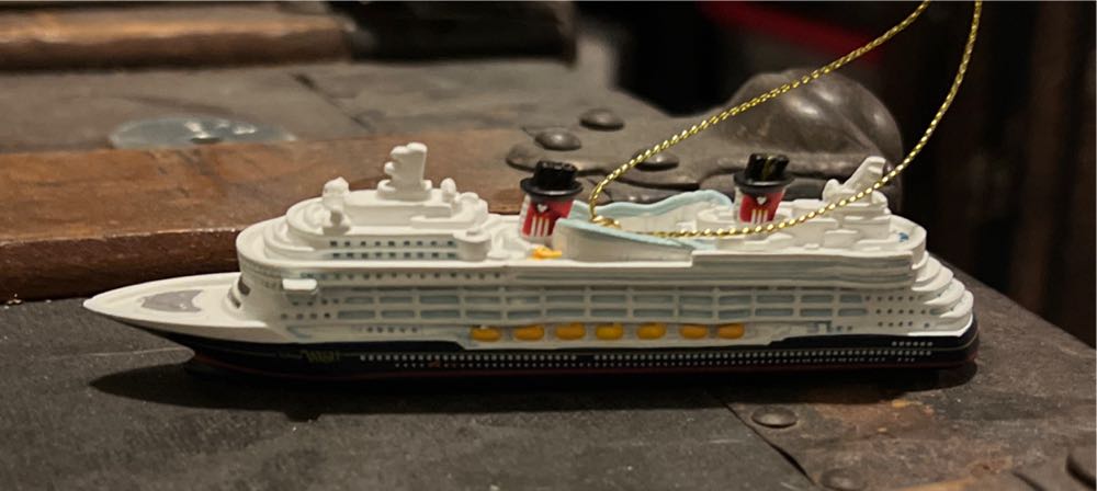 Carlton Cards Heirloom Collection Sweetheart 2000