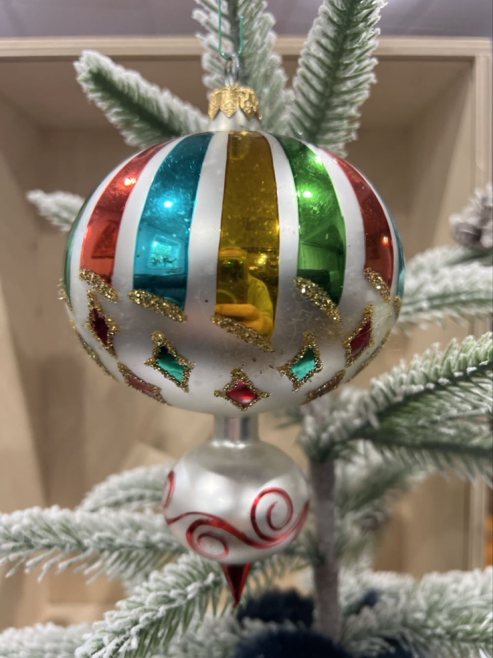 Allegro  ornament collectible - Main Image 2