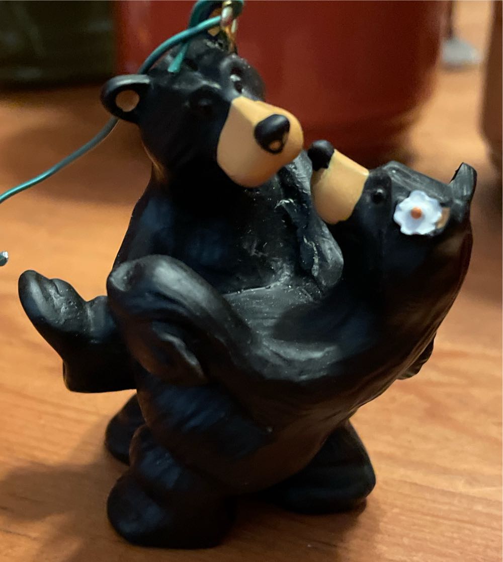 Bears Kissing  (Love) ornament collectible - Main Image 1