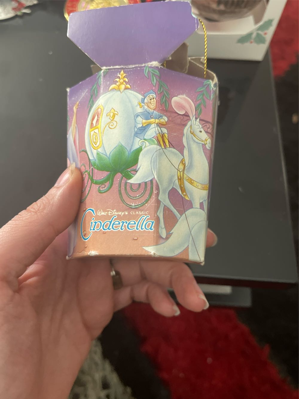 Holiday Treasures Porcelain Musical Hot Air Balloon