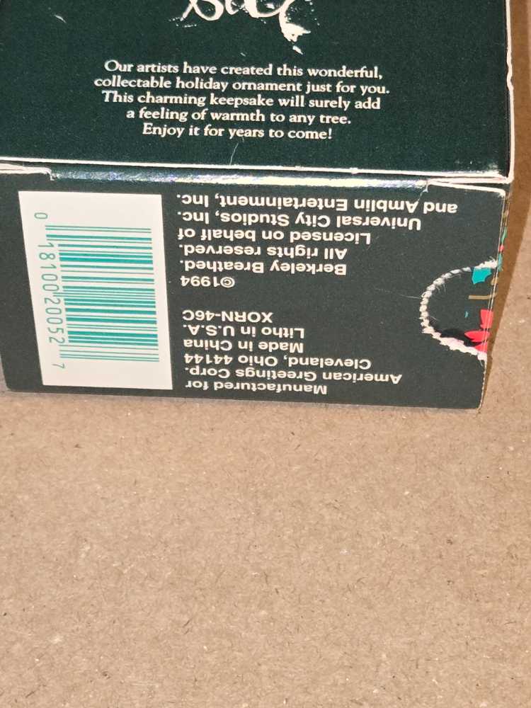 American Greetings Head Over Heels Opus Penguin  ornament collectible [Barcode 018100200527] - Main Image 4