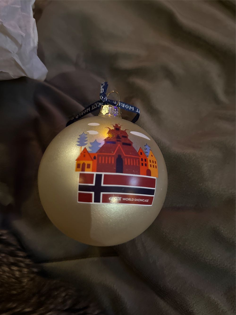 Penguin, Making Snow Angel