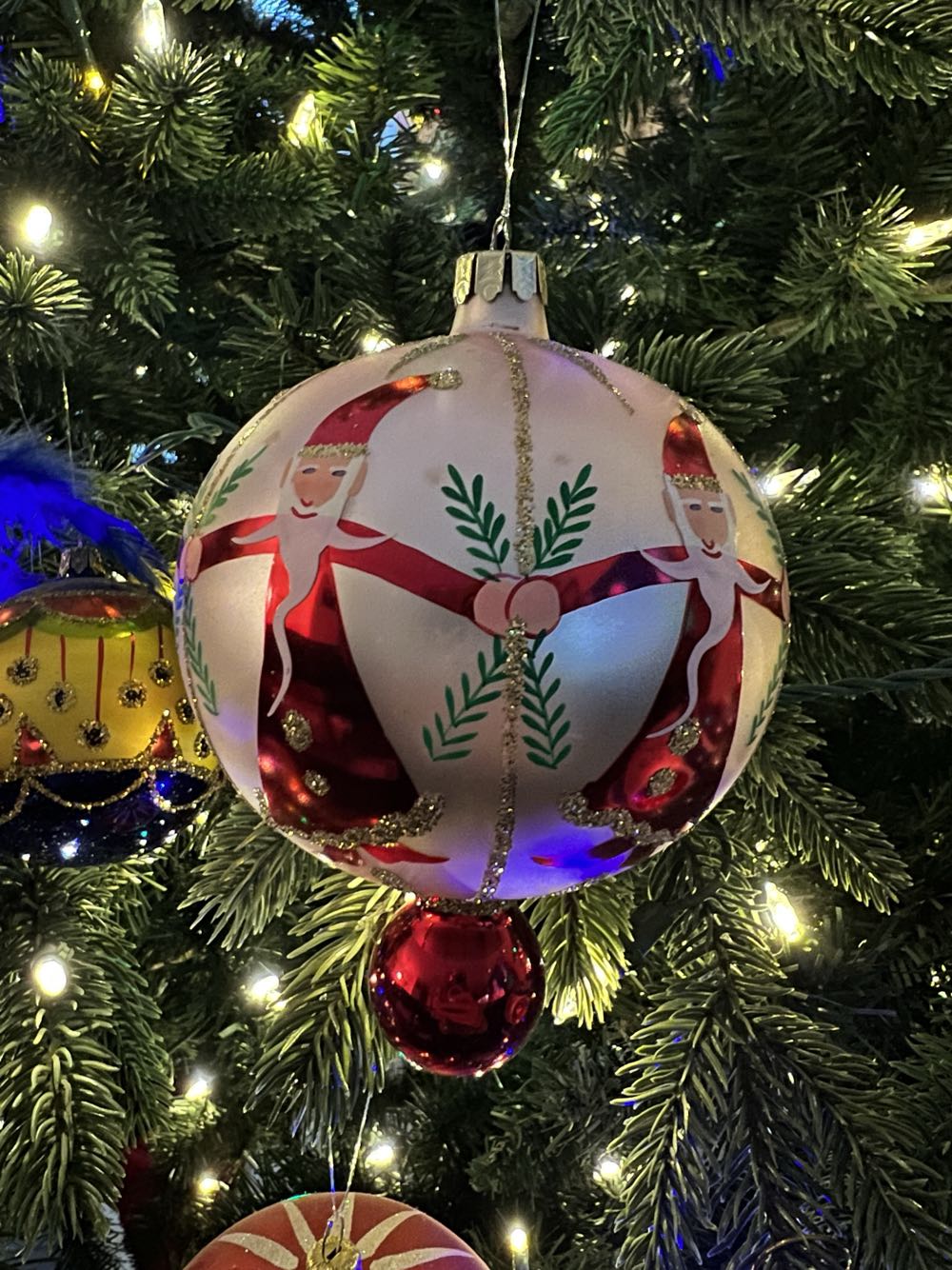 Circle Of Santas  ornament collectible - Main Image 2