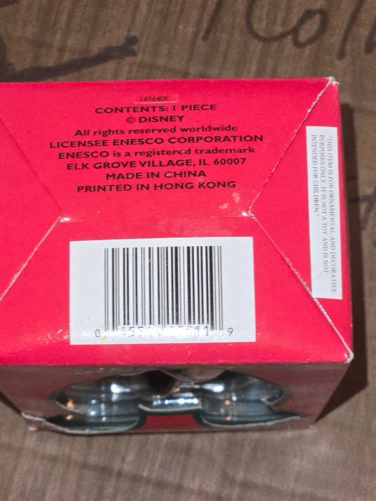 Tree-rific Treasures Mickey and Minnie -  Mickey Unlimited Treerific Treasures (Mickey Mouse and Friends) ornament collectible [Barcode 045544195119] - Main Image 3