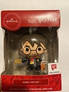 World Walgreens Exc. Christmas Tree Hallmark Harry Potter Hallmark Christmas Wizarding World Of Harry Exclusive New Light Up Hogwarts Castle Suitcase 3 4 Ticket Walgreensexclusive  ornament collectible [Barcode 763795674152] - Main Image 1