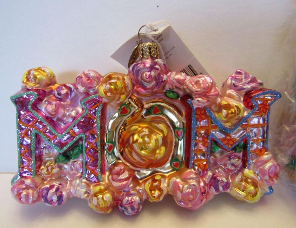 Best Mom  ornament collectible - Main Image 2
