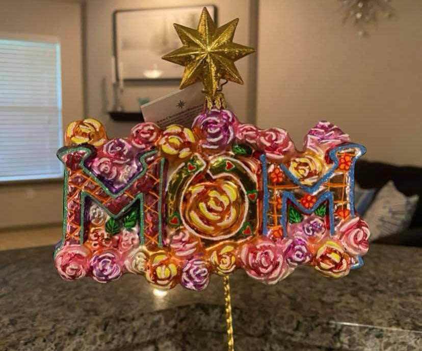 Best Mom  ornament collectible - Main Image 3