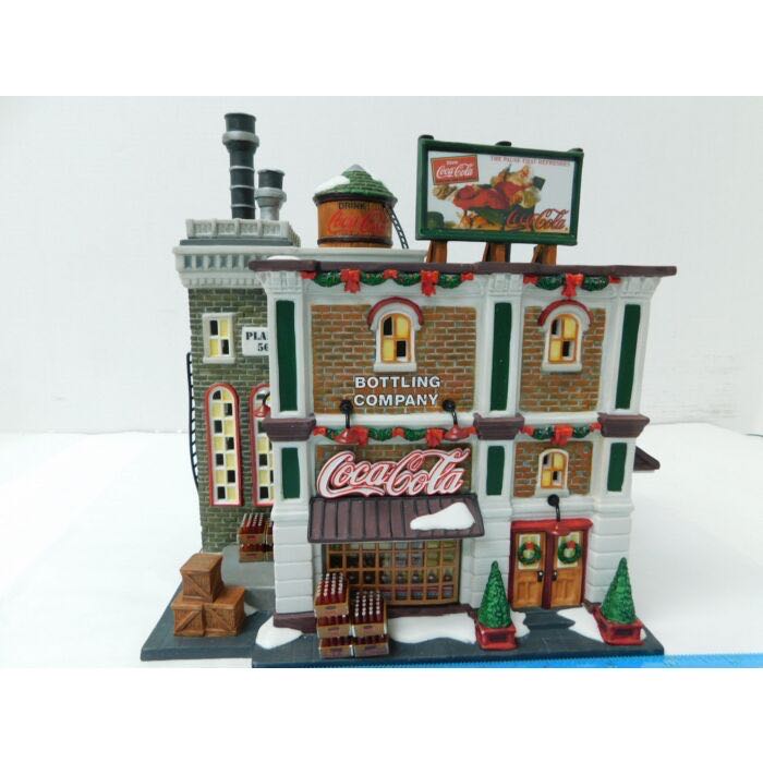 1982 Christmas Mouse In Pinecone