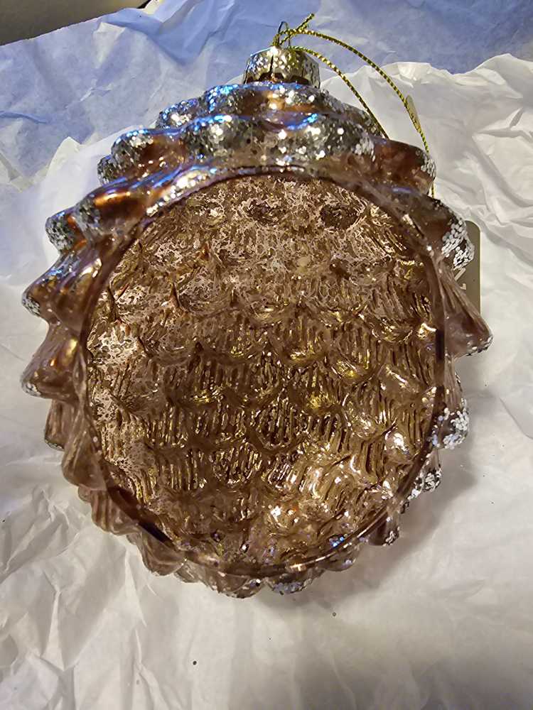 Christmas At The Lodge 6.5” Pinecone Candle Holder Ornament - Acorn (Botanical) ornament collectible [Barcode 048893842833] - Main Image 2