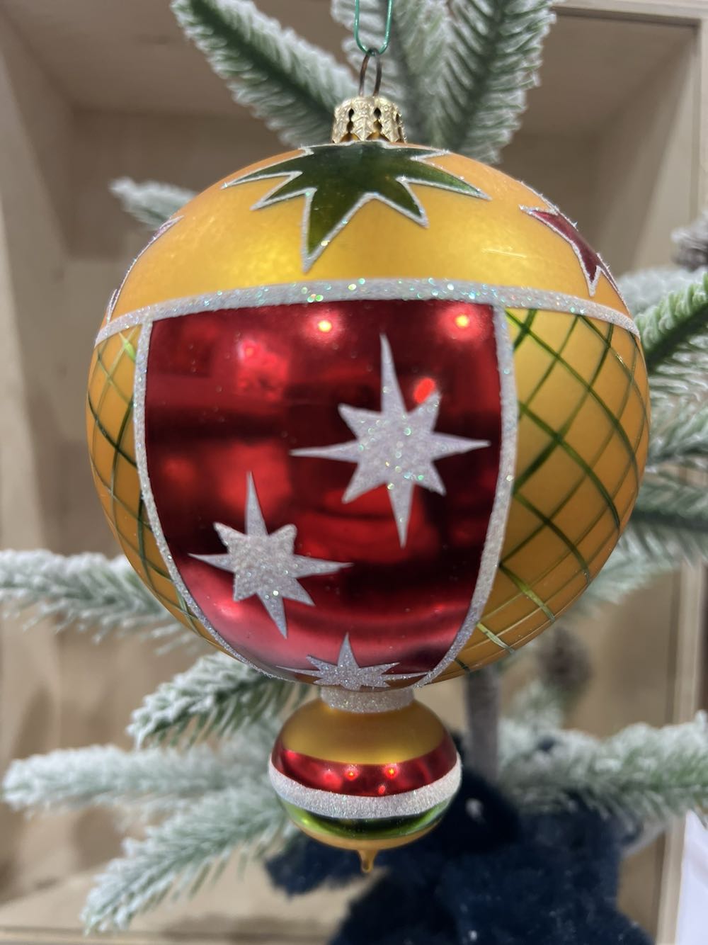 Fantasia - Star Cascade (yellow) - Fantasia Boxed Set (Fantasia) ornament collectible - Main Image 2