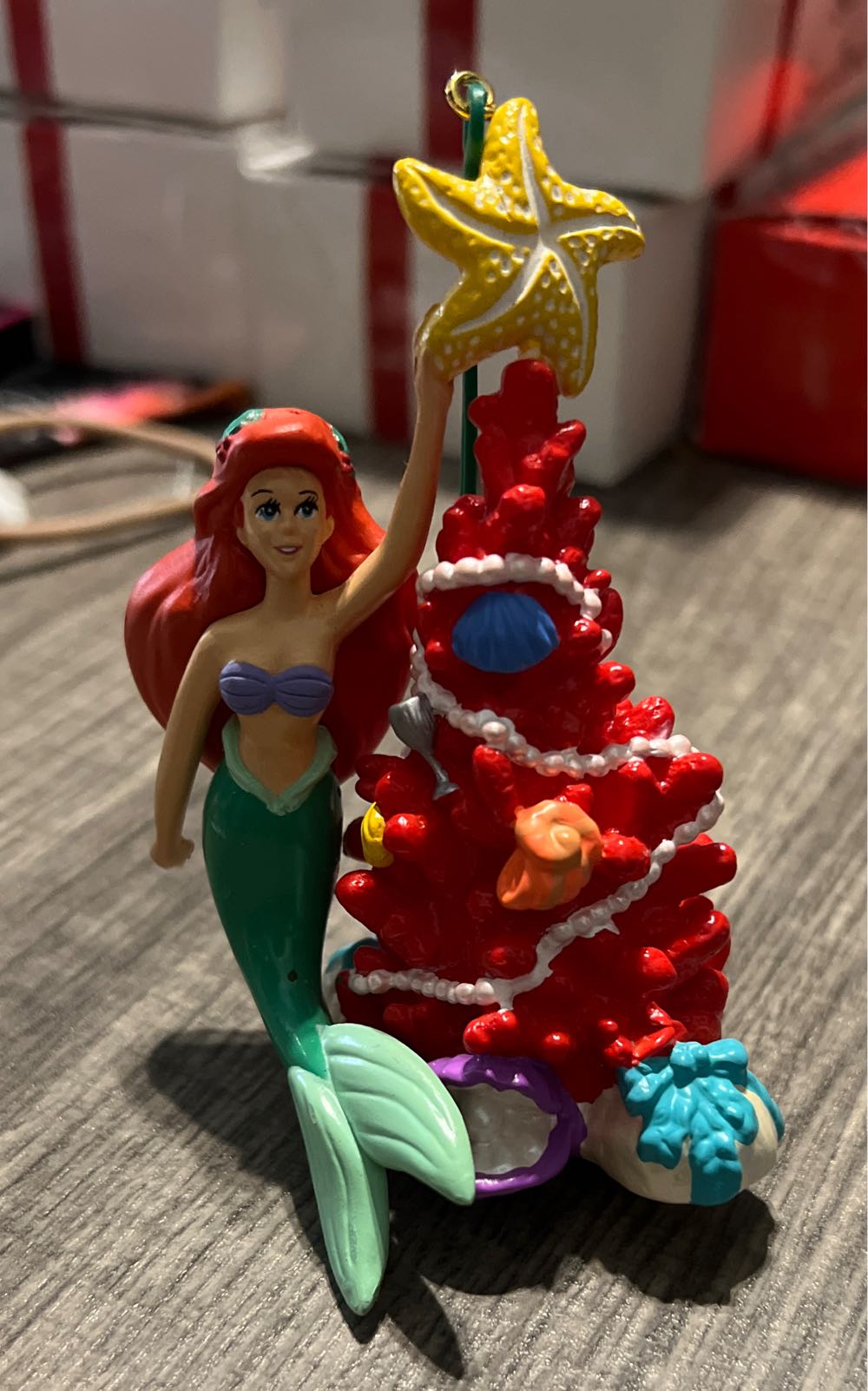 I Saw Moo-mmy Kissing Santa Claus