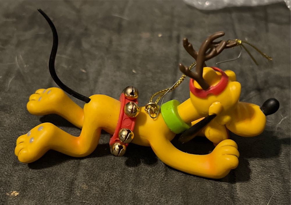 Pluto Reindeer  ornament collectible - Main Image 2