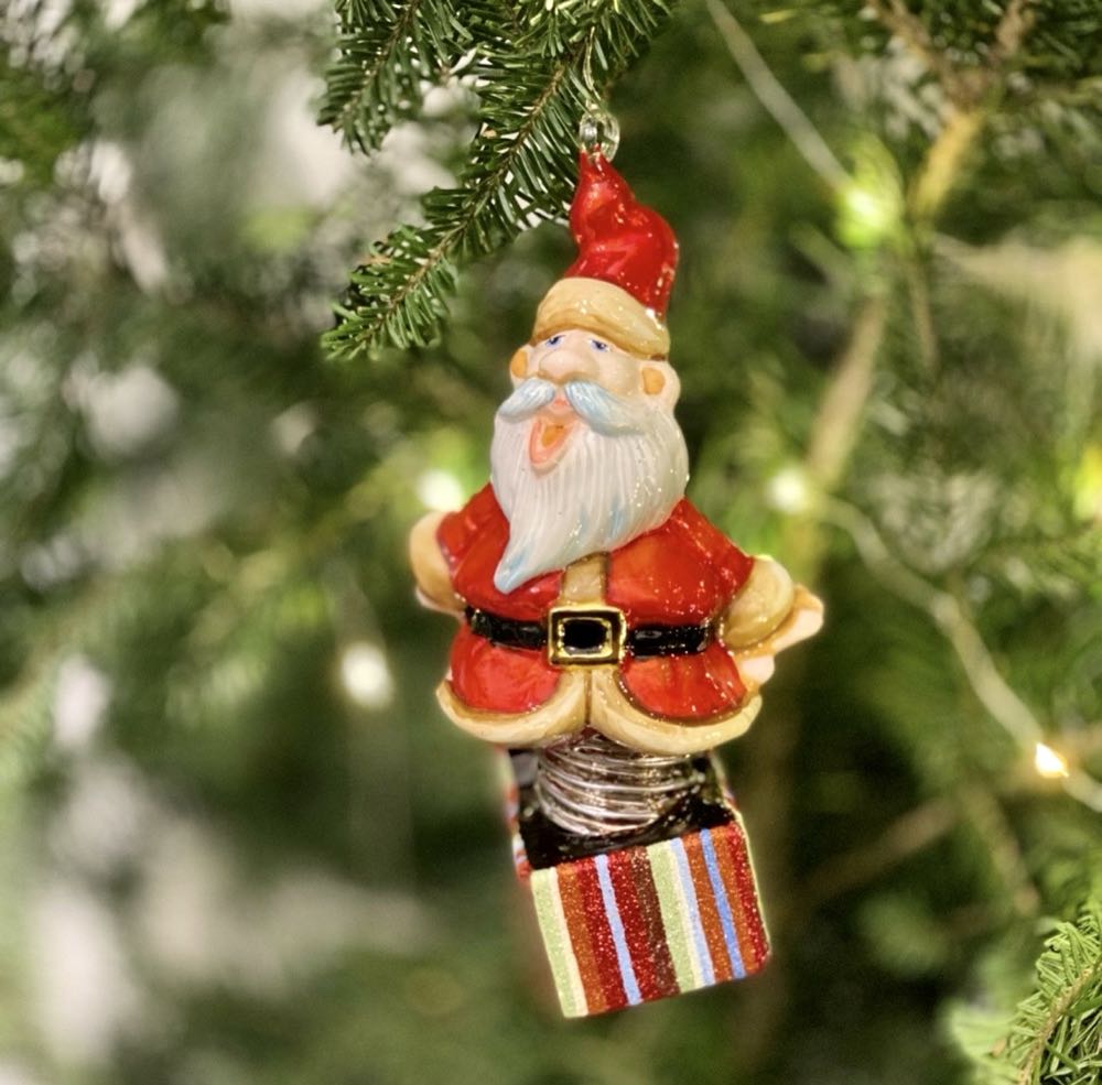 M&M Red and Yellow With Tree