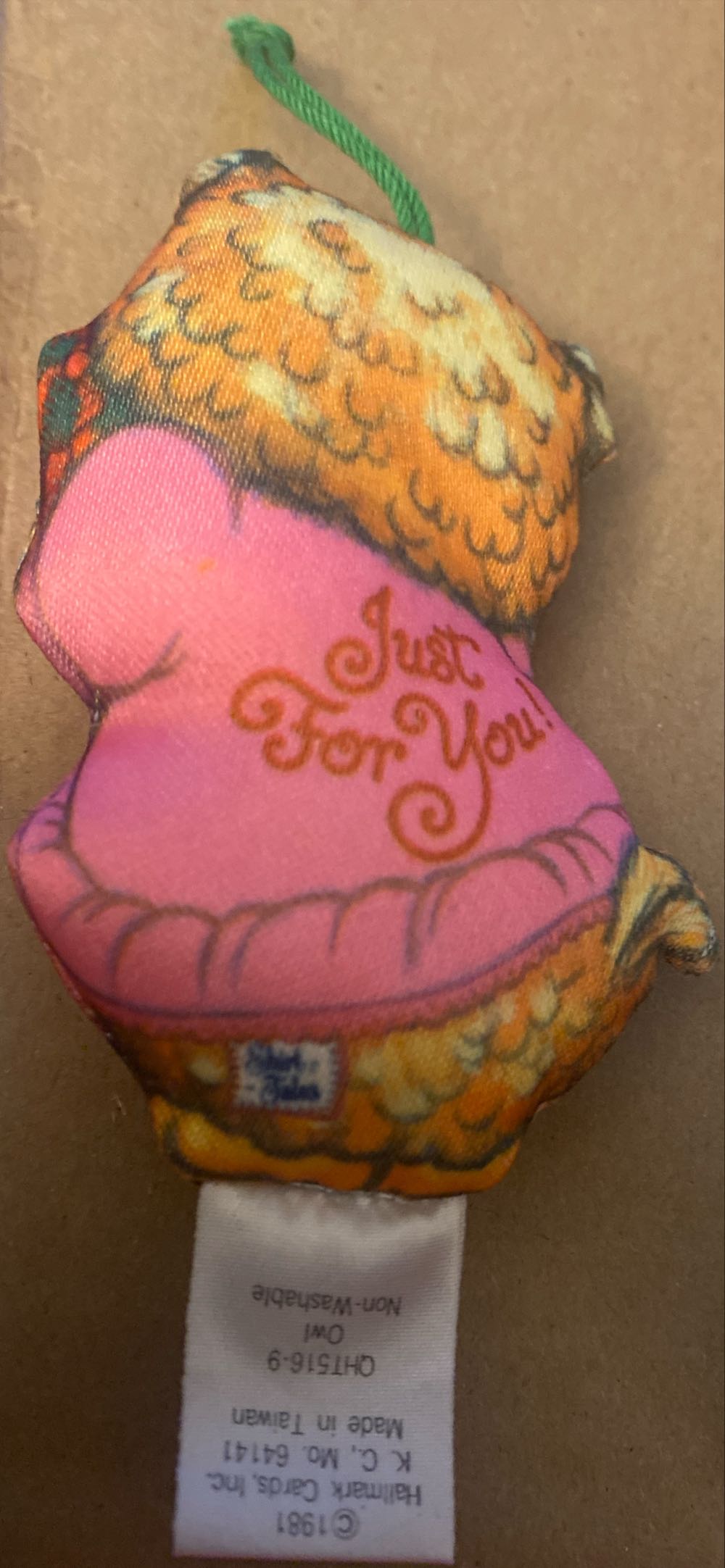 Shirt Tales Guess Who! Owl Pillow Ornament - Owl (Handcrafted ornaments) ornament collectible - Main Image 2