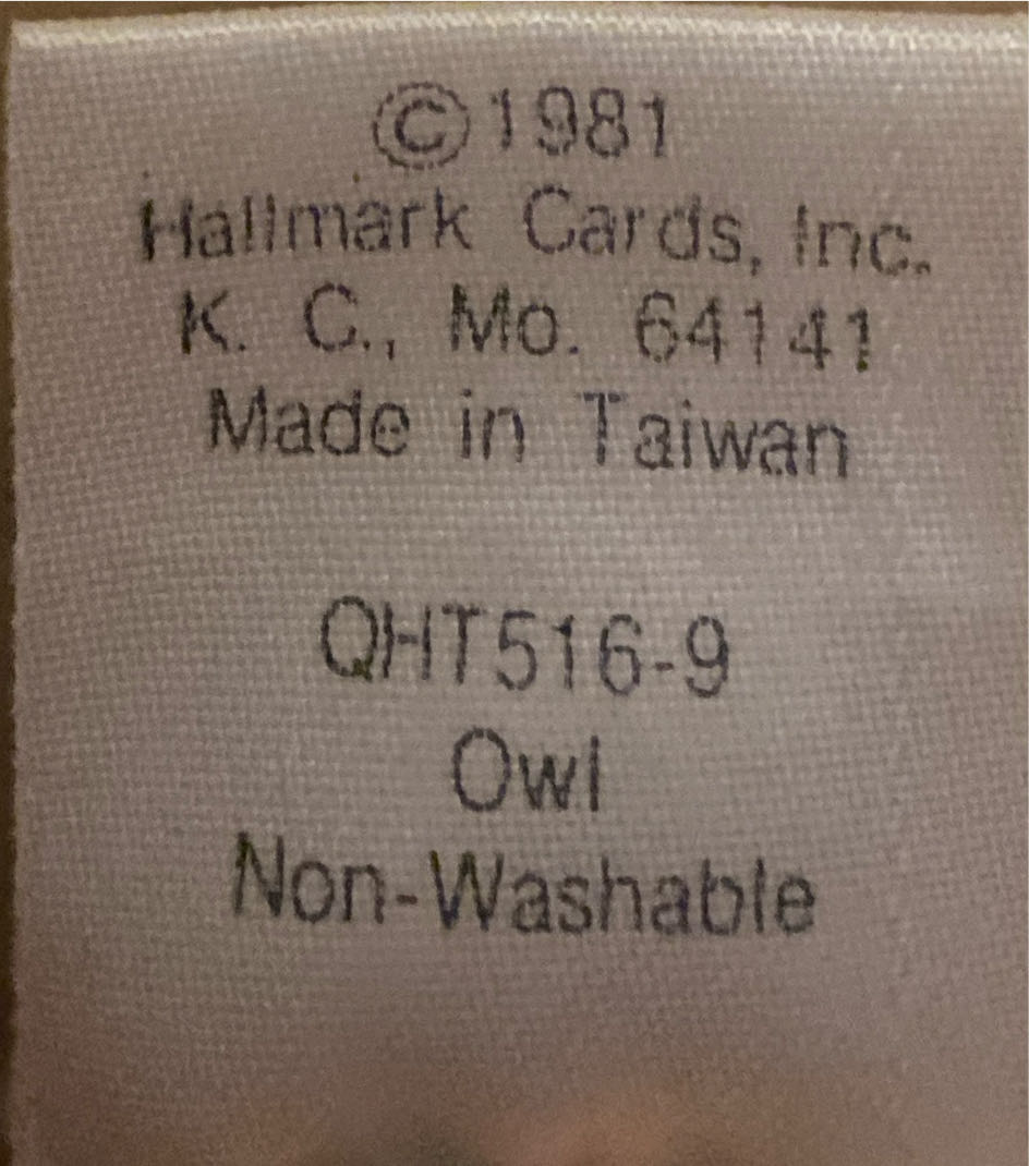 Shirt Tales Guess Who! Owl Pillow Ornament - Owl (Handcrafted ornaments) ornament collectible - Main Image 4