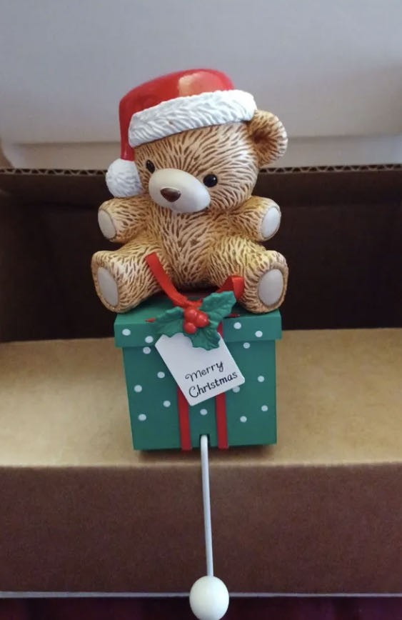 Teddy Bear Stocking Hanger  (Stocking Hanger) ornament collectible [Barcode 015012015546] - Main Image 2