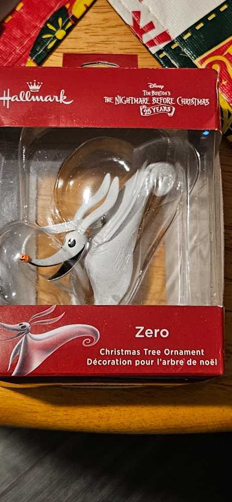 Hallmark Nightmare Before Christmas Zero Red Box Resin  ornament collectible [Barcode 763795431625] - Main Image 2