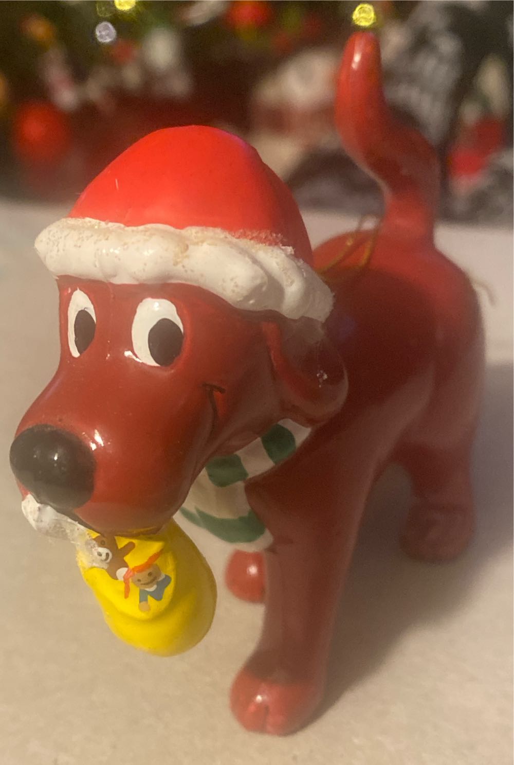 Scholastic Clifford The Big Red Dog - Clifford The Big Red Dog (By Norman Bridwell) ornament collectible - Main Image 3